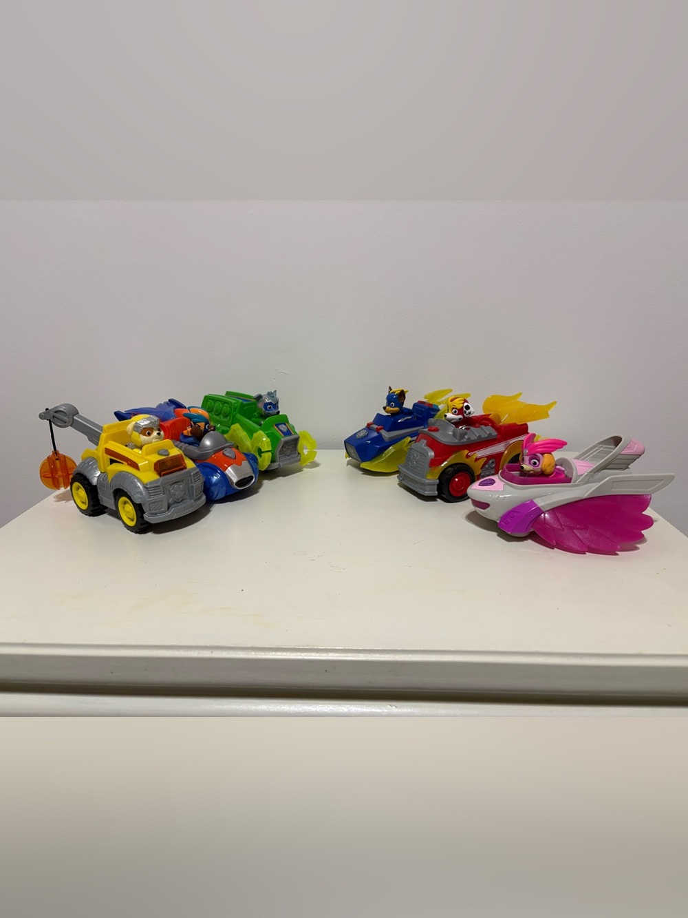 Paw Patrol charged up pups. Mighty Pups light up and sound! Rare.
